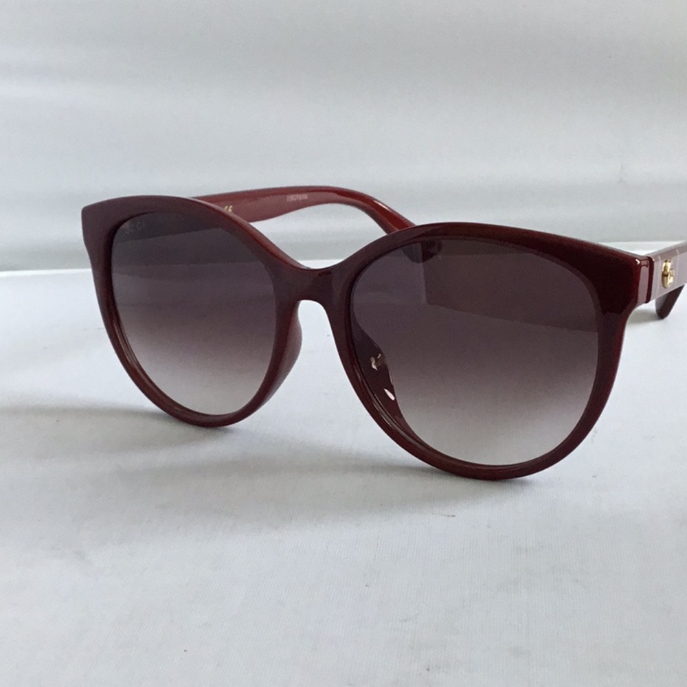 GUCCI RED CAT EYE SUNGLASSES LADIES. - Picture 12 of 13